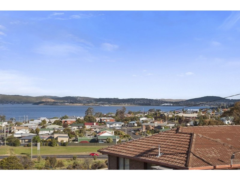 14 Canberra Road, Claremont TAS 7011