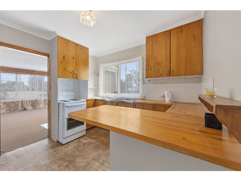 10 Webb Street, Dodges Ferry TAS 7173