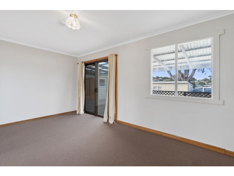 10 Webb Street, Dodges Ferry TAS 7173