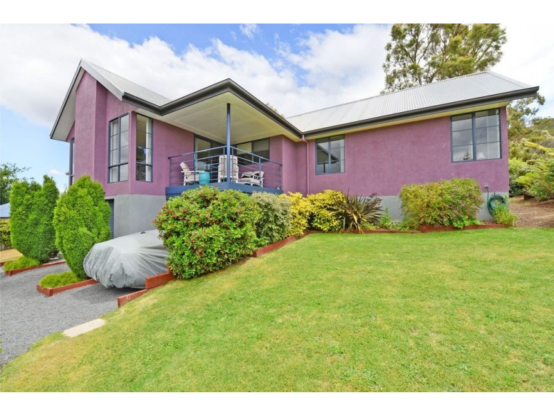 98 Derwent Terrace, New Norfolk TAS 7140