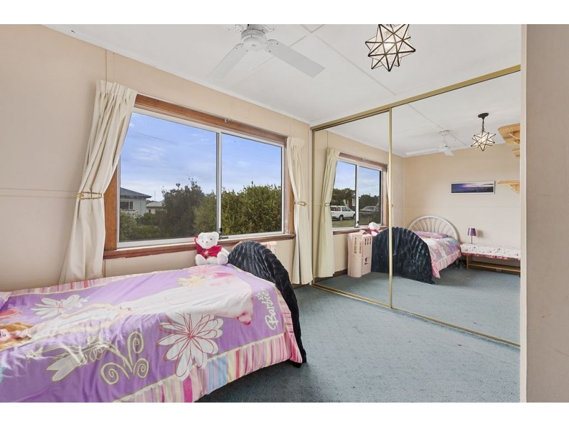 93 Renfrew Circle, Goodwood TAS 7010