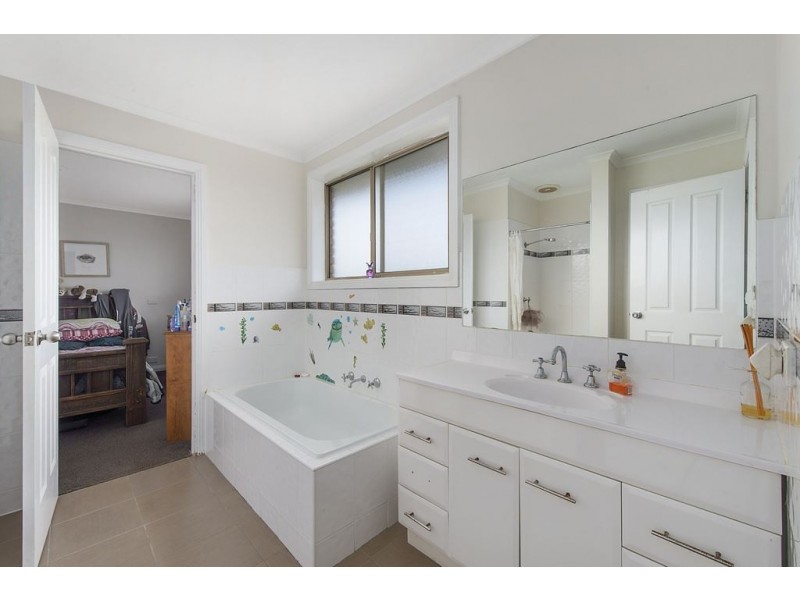 23 Charles Street, Triabunna TAS 7190