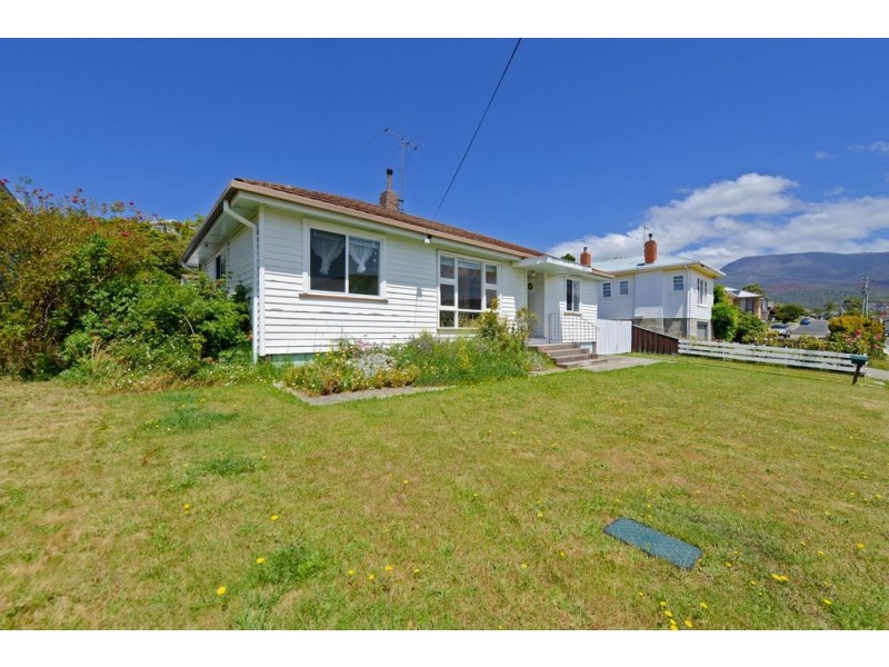 5 Barry Street, Glenorchy TAS 7010