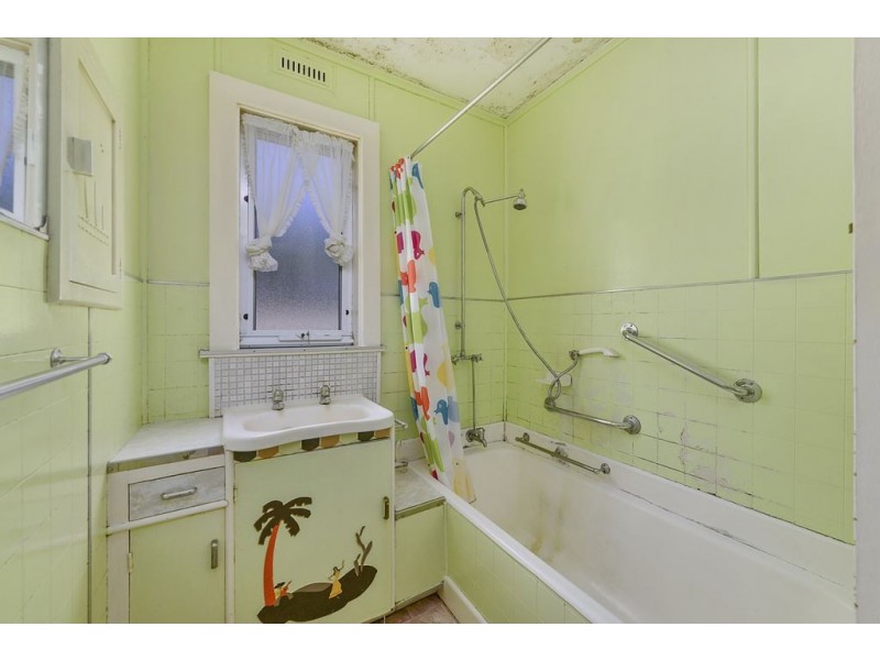 5 Barry Street, Glenorchy TAS 7010