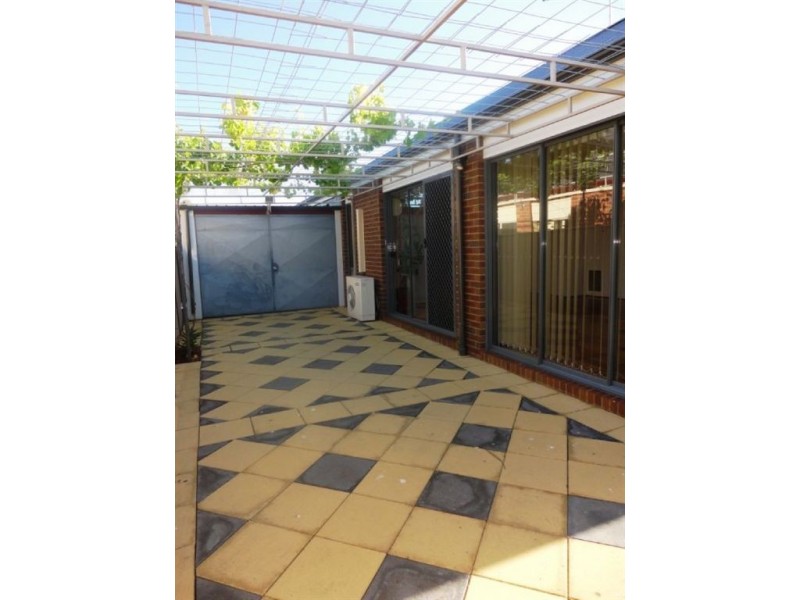 5 Bowman Glen, Craigieburn VIC 3064