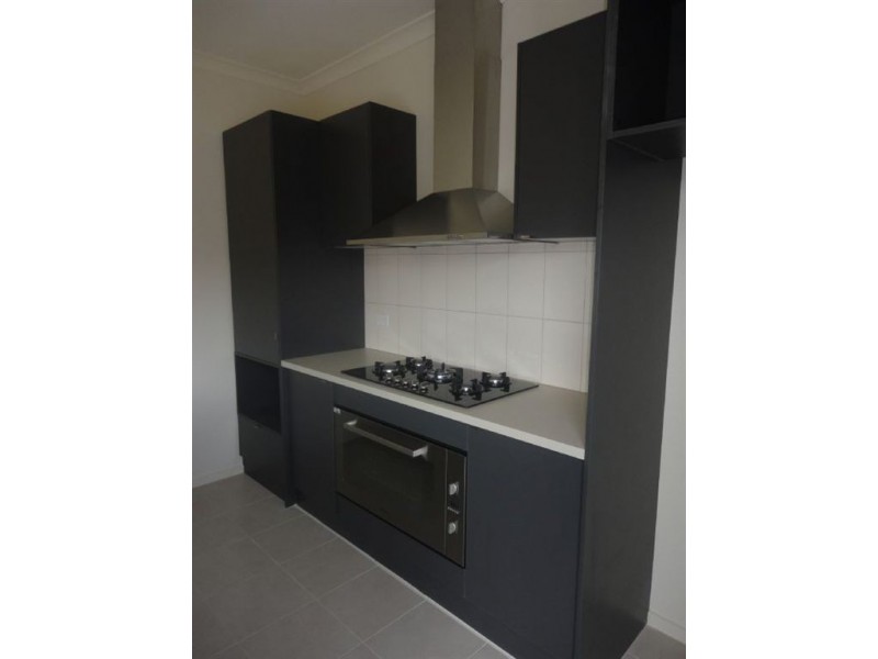8 Carney Street, Lalor VIC 3075