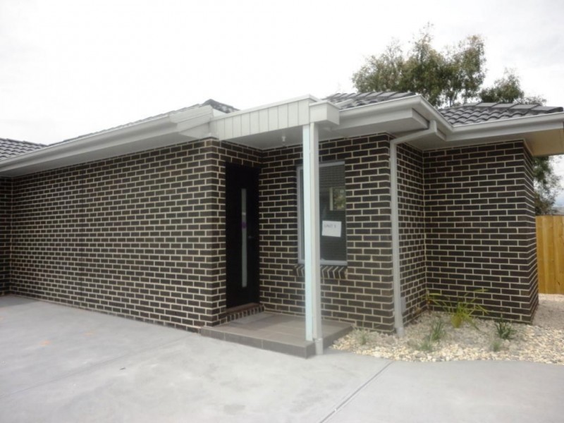 2 & 3/24 Methven Ave, South Morang VIC 3752