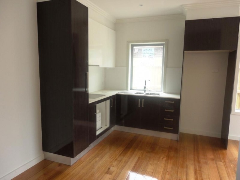 2 & 3/24 Methven Ave, South Morang VIC 3752