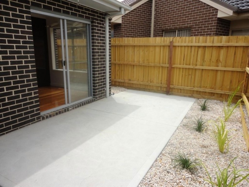 2 & 3/24 Methven Ave, South Morang VIC 3752