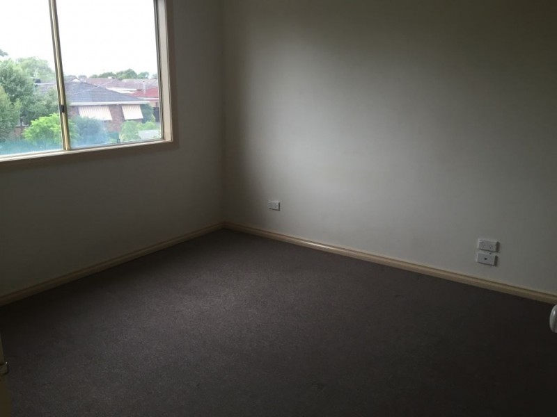 8/119 Duffy Street, Epping VIC 3076