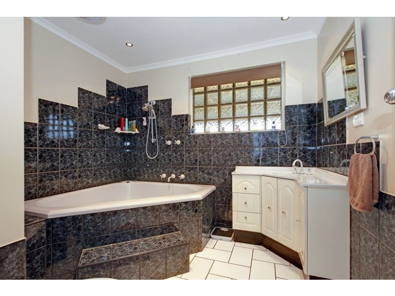 217 Darebin Drive, Lalor VIC 3075