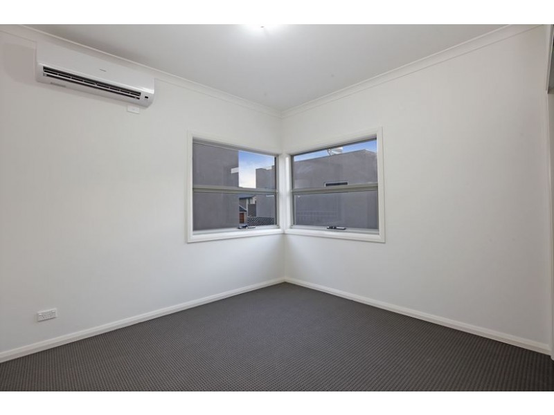 200R Mosaic Drive, Lalor VIC 3075