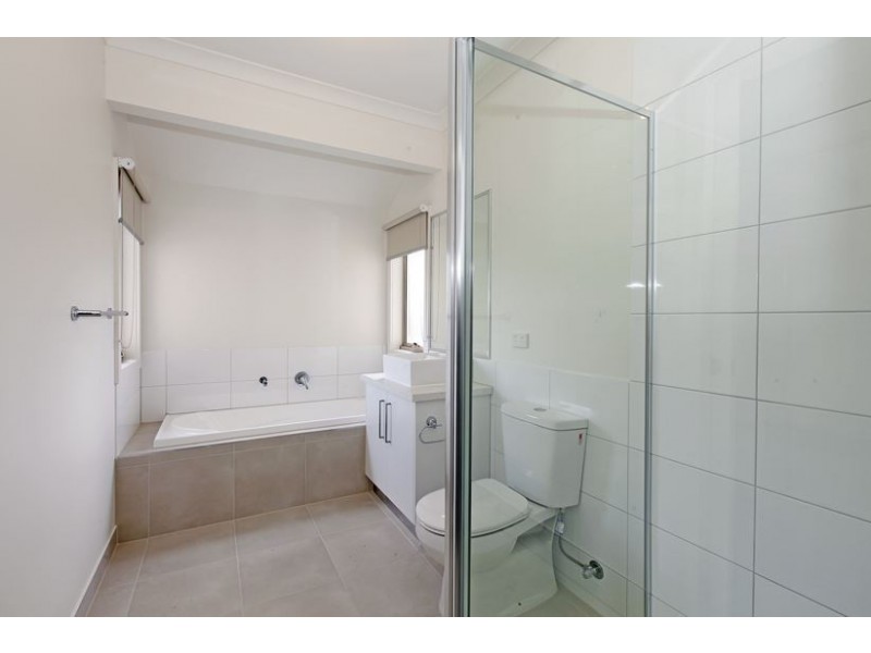 10 Winchester Avenue, Epping VIC 3076