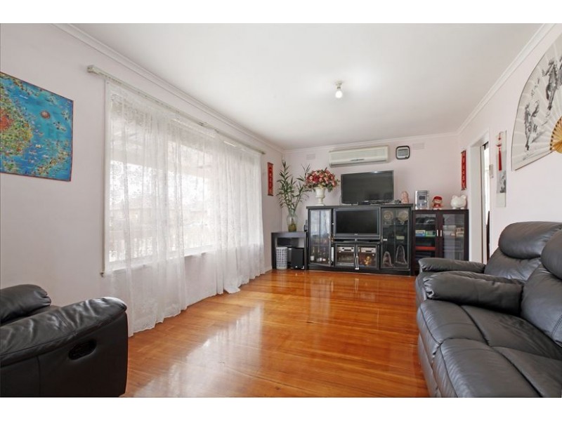 23 Tandarra Crescent, Lalor VIC 3075