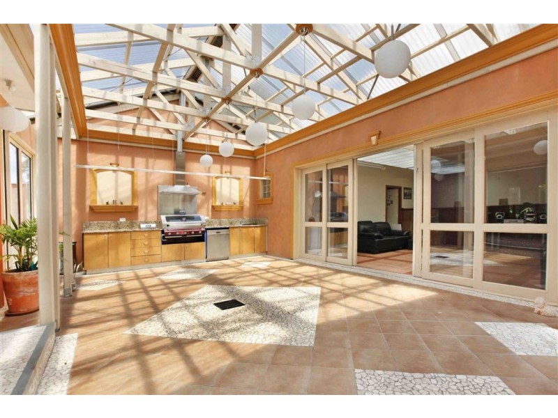 20 Maiden Court, Epping VIC 3076