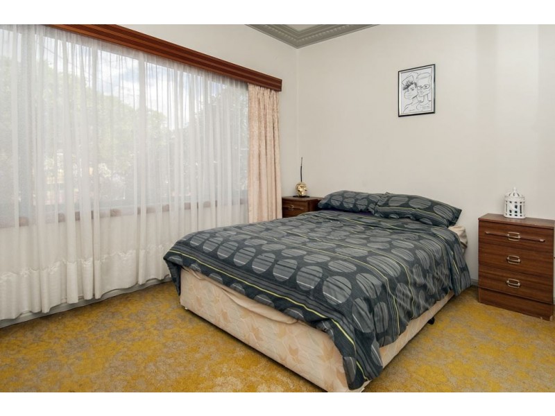 142 The Boulevard, Thomastown VIC 3074