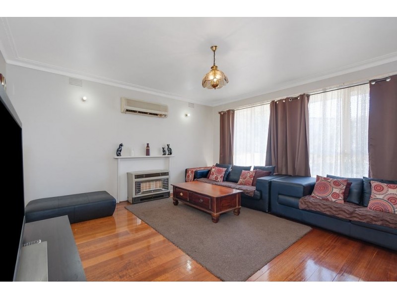 5 Miranda Road, Reservoir VIC 3073