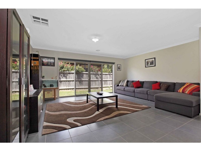 15 Encounter Place, Epping VIC 3076