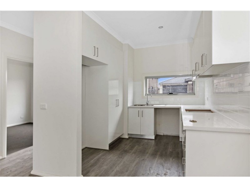 2/200R Mosaic Drive, Lalor VIC 3075