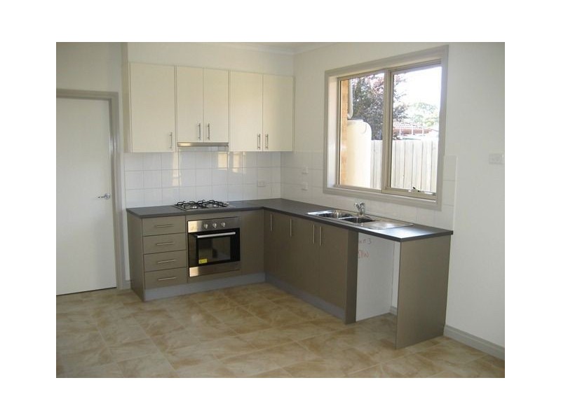 3/9 Sydney Crescent, Lalor VIC 3075