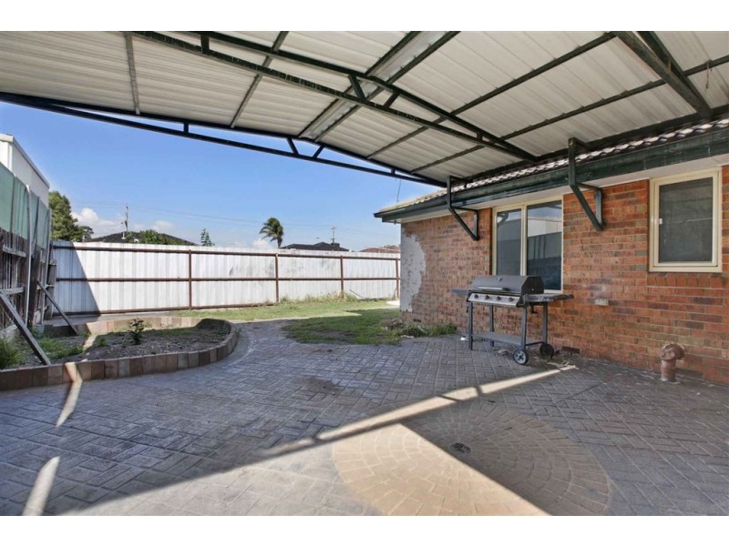 18 Wodonga Crescent, Thomastown VIC 3074