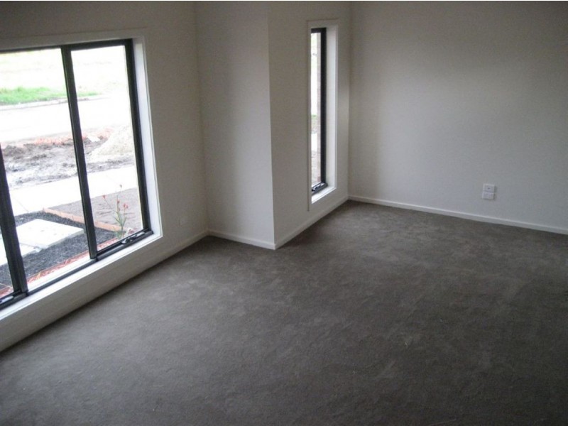 1/27 Glenorchy Way, South Morang VIC 3752