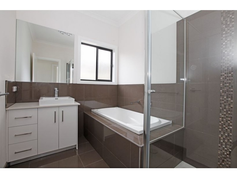 28 Escape Drive, Doreen VIC 3754