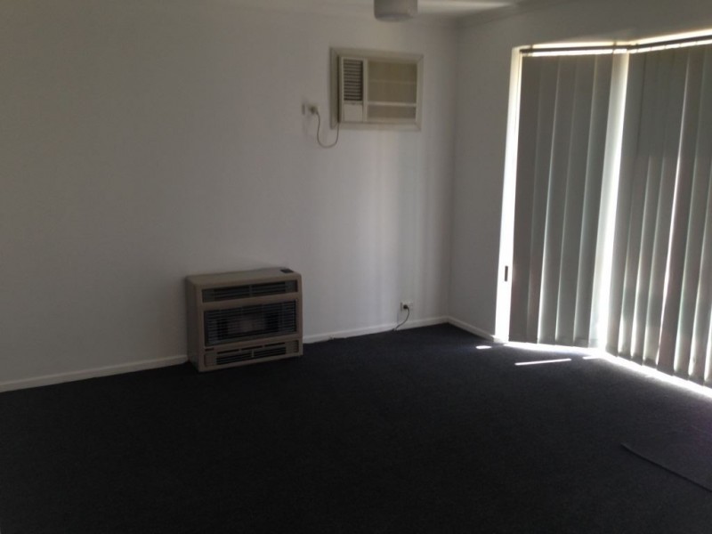 62 Meadow Glen Drive, Epping VIC 3076