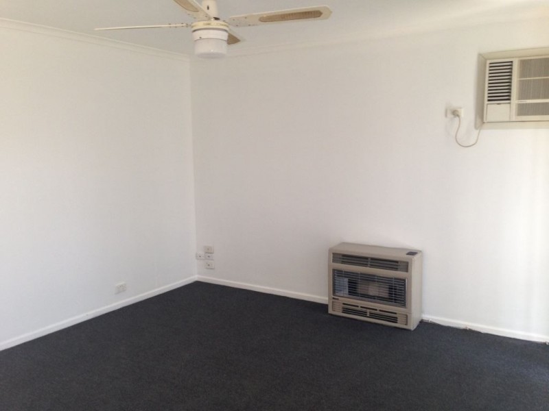 62 Meadow Glen Drive, Epping VIC 3076