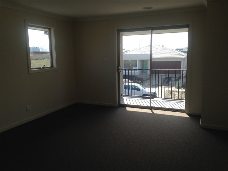 21 Paramount Rise Road, Wollert VIC 3750