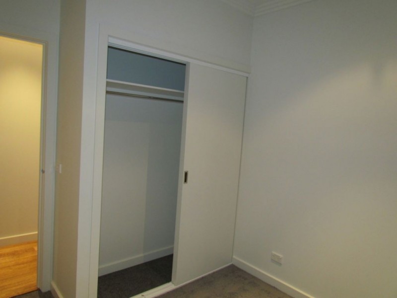 2/24 Methven Avenue, South Morang VIC 3752