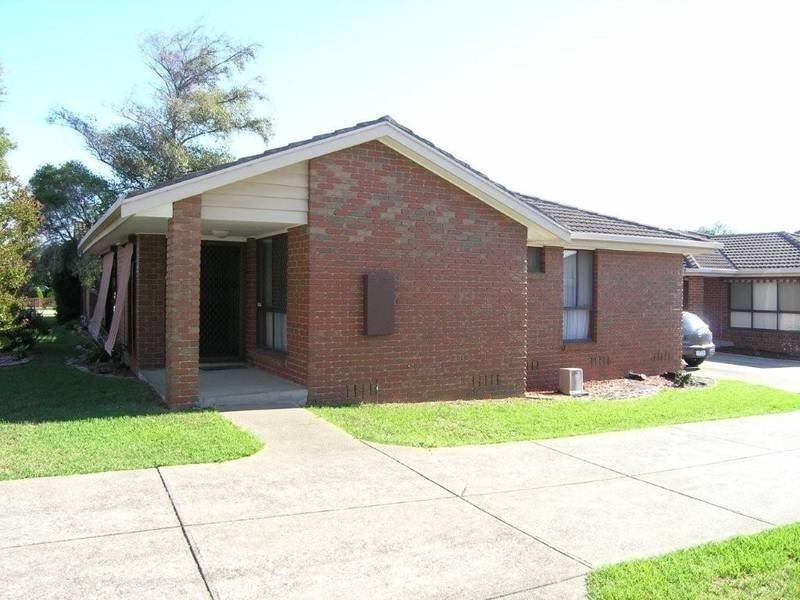 2/38 Moorhead Drive, Mill Park VIC 3082