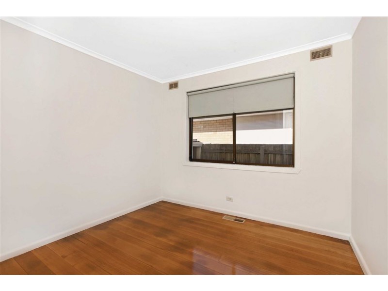 15 Wilgah Street, Thomastown VIC 3074