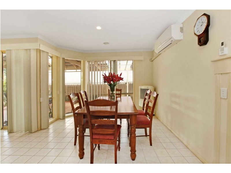 16 Sorrento Place, Epping VIC 3076
