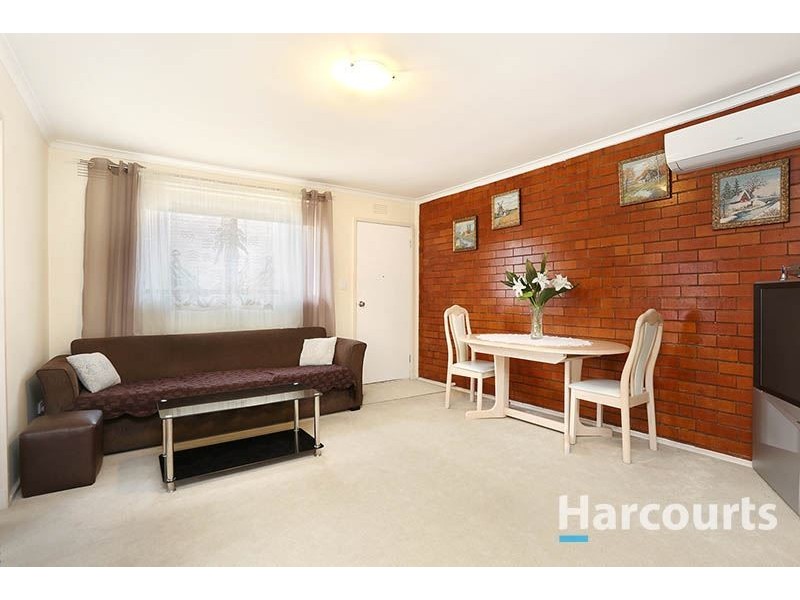 1/62 Coulstock Street, Epping VIC 3076