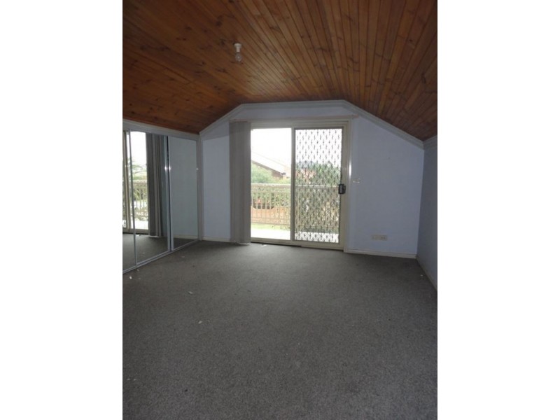 2/27 Mossman Crescent, Lalor VIC 3075