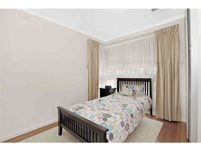 35 Winston Street, Lalor VIC 3075