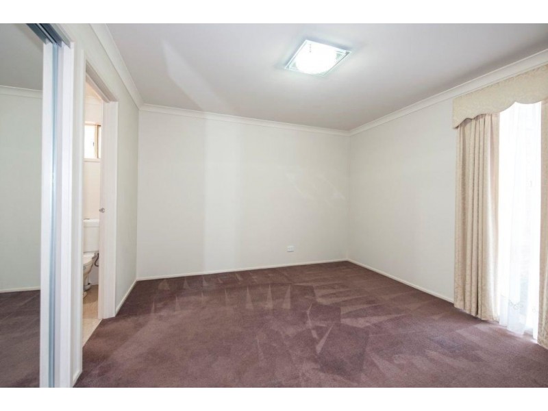 8 Robusta Avenue, Bundoora VIC 3083