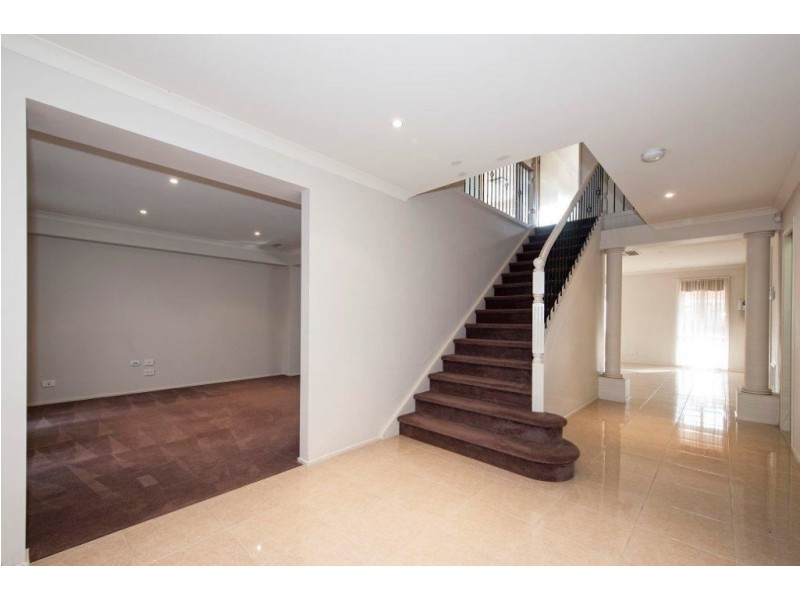 8 Robusta Avenue, Bundoora VIC 3083