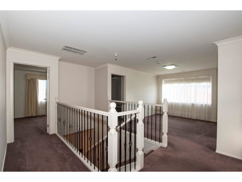 8 Robusta Avenue, Bundoora VIC 3083