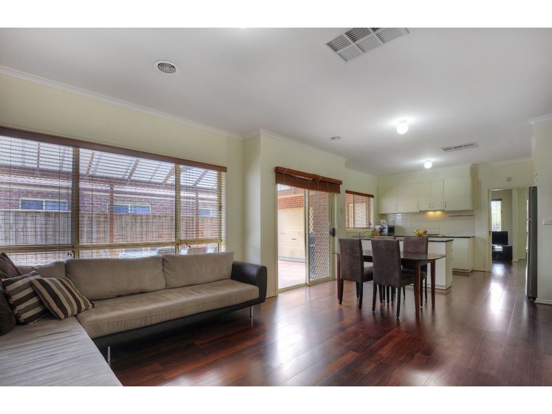 19 Evergreen Drive, South Morang VIC 3752