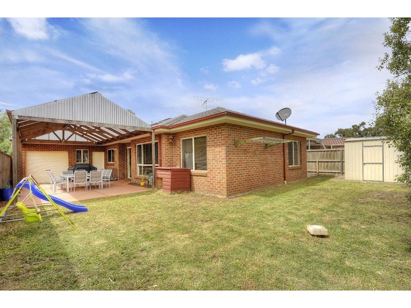 19 Evergreen Drive, South Morang VIC 3752