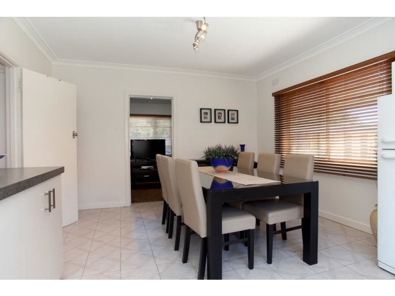 1/104 Alexander Avenue, Thomastown VIC 3074