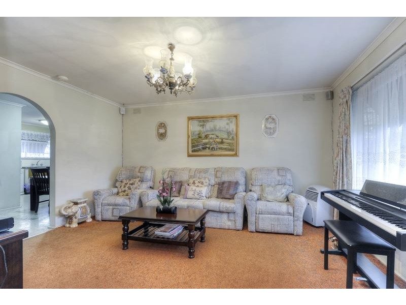 73 Bickley Avenue, Thomastown VIC 3074