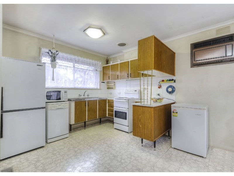 73 Bickley Avenue, Thomastown VIC 3074