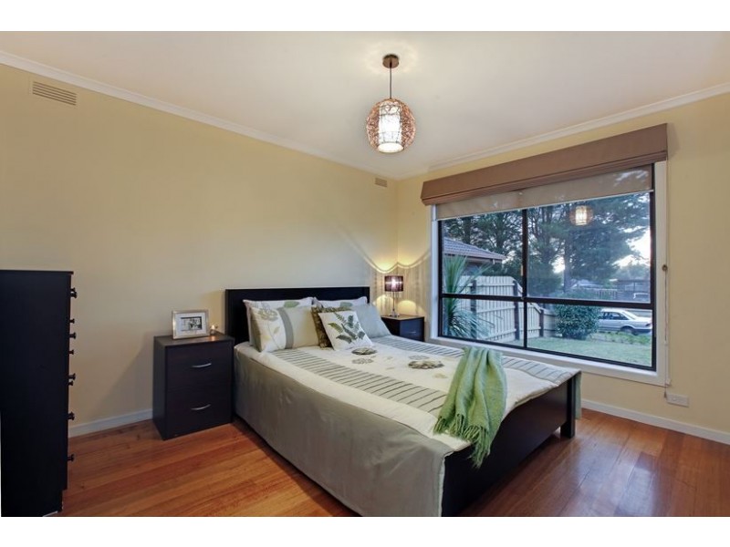 23 Streeton Circuit, Mill Park VIC 3082