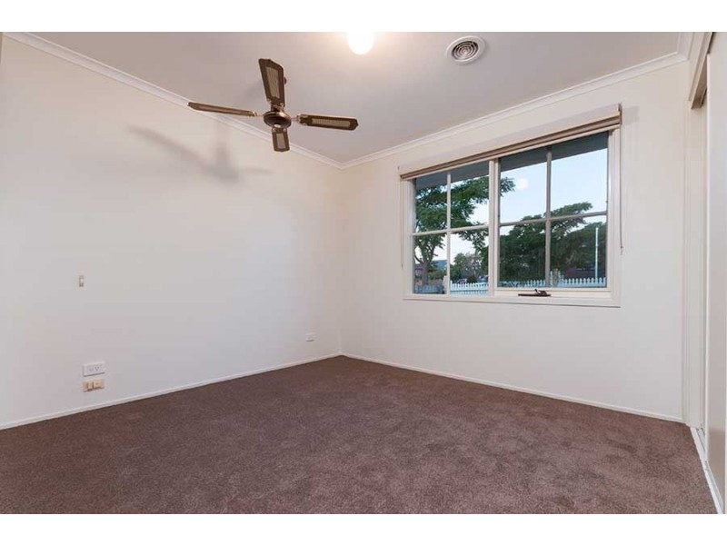 69 Pindari Avenue, Mill Park VIC 3082