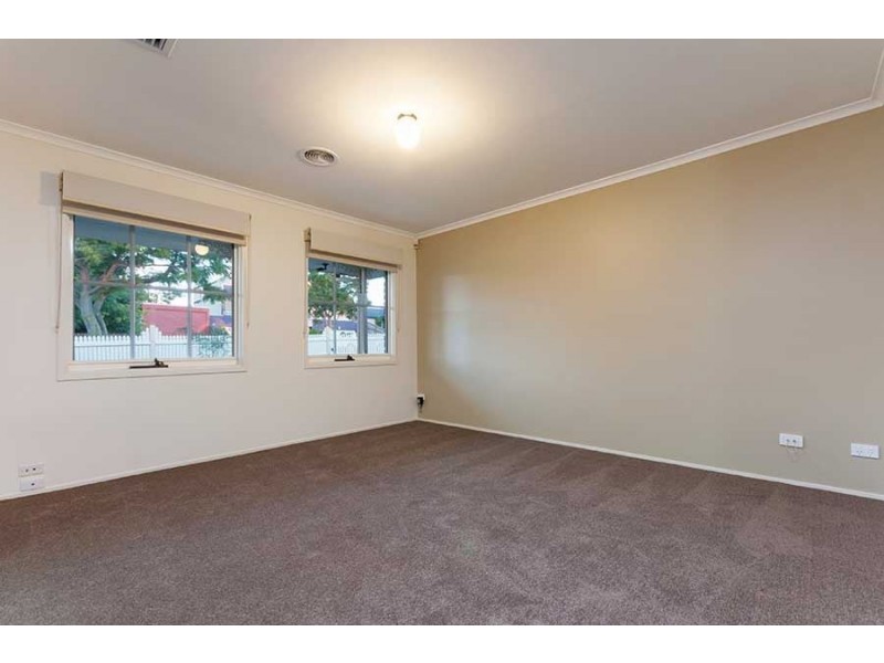 69 Pindari Avenue, Mill Park VIC 3082