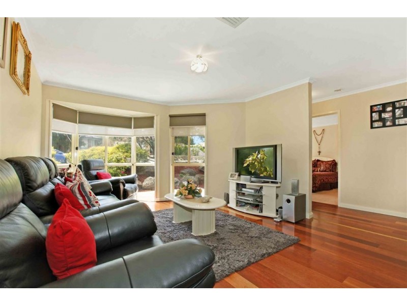 4 Wilton Court, South Morang VIC 3752