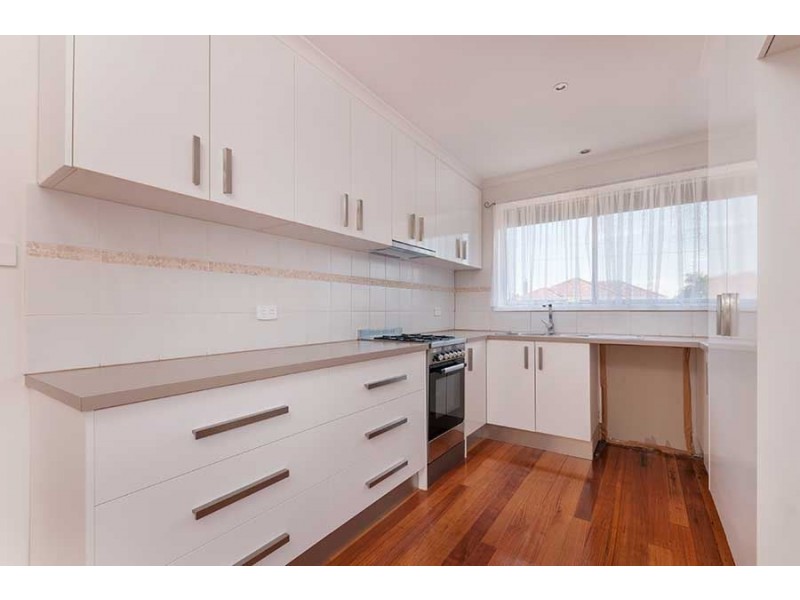 14 Valerie Street, Lalor VIC 3075